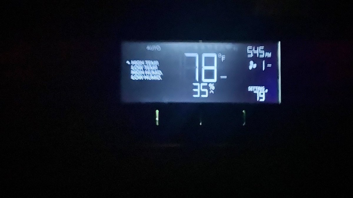 Emerald Zoo LLC tweet media