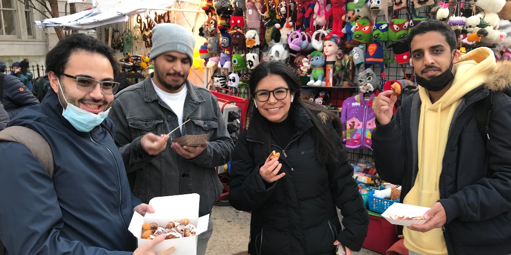 GeorgetownELC's tweet photo. Last Thursday, ELC celebrated the winter season by heading to the Downtown Holiday Market next to the National Portrait Gallery! Students enjoyed the festive decorations, tasty churros and donuts, and fun shopping stalls!
#downtownDC
#meetELCstudents
#studyenglish
#georgetownelc https://t.co/LYPl9LcS0r