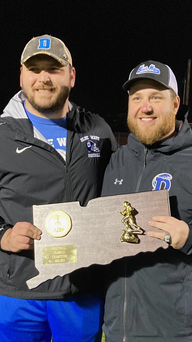 CoachMikeMoney's tweet photo. State Chapion’s #scowave #ctfootball #1 #Darien https://t.co/Om48RWkpsb