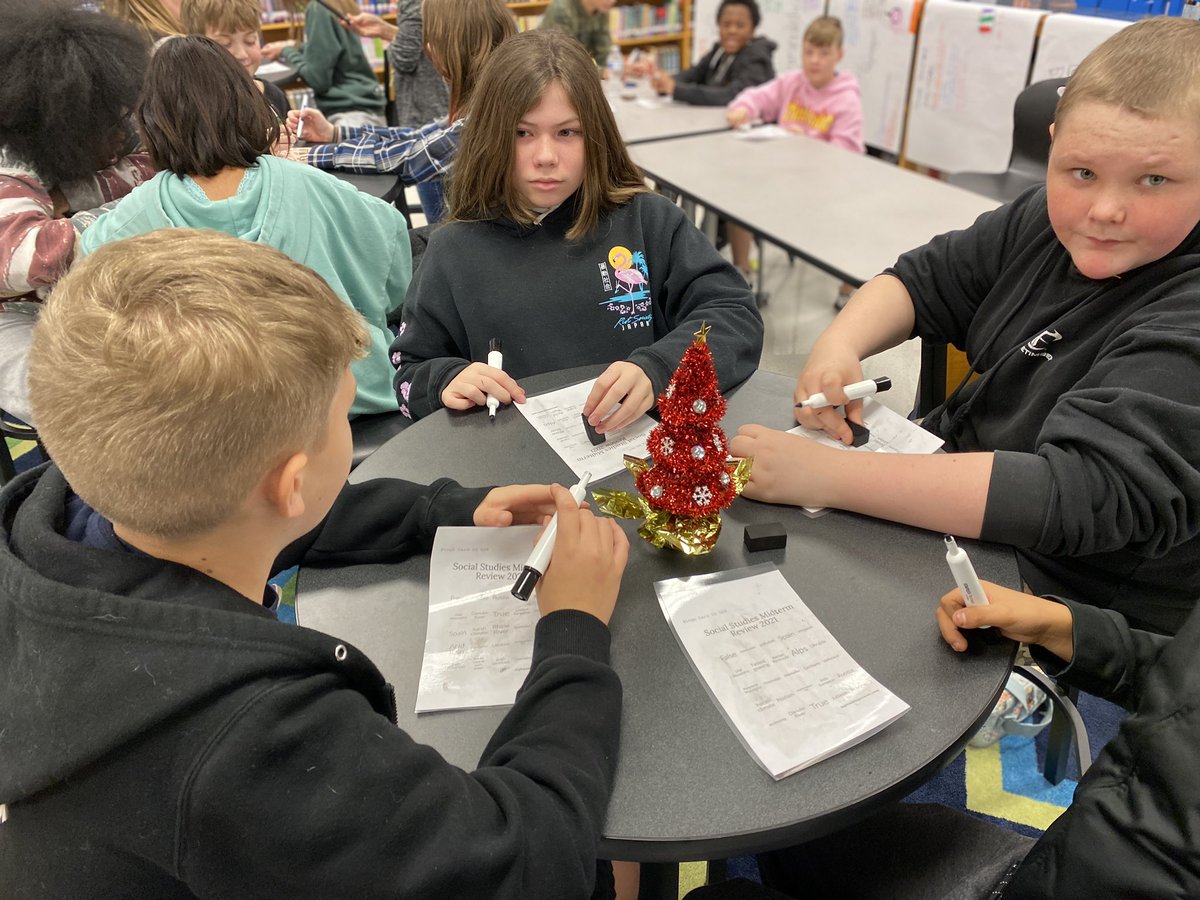 Amanda Graves tweet media