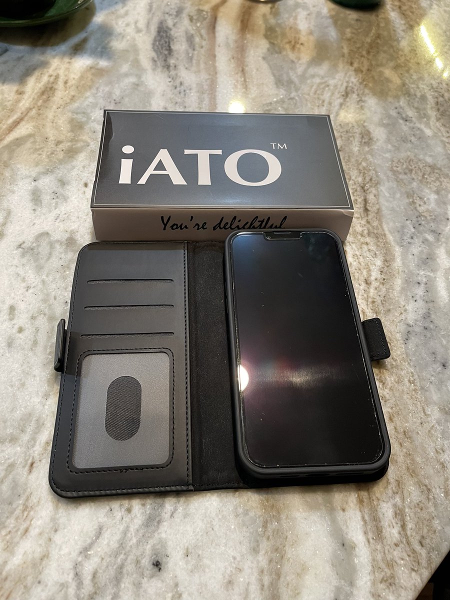 McStacey72's tweet photo. Awesome phone case, with or without the fold. Second one in two years, only because Phone upgrade required new size. Highly recommend!! #iATO #iATO.Awesome https://t.co/Ir9OuzpYLL