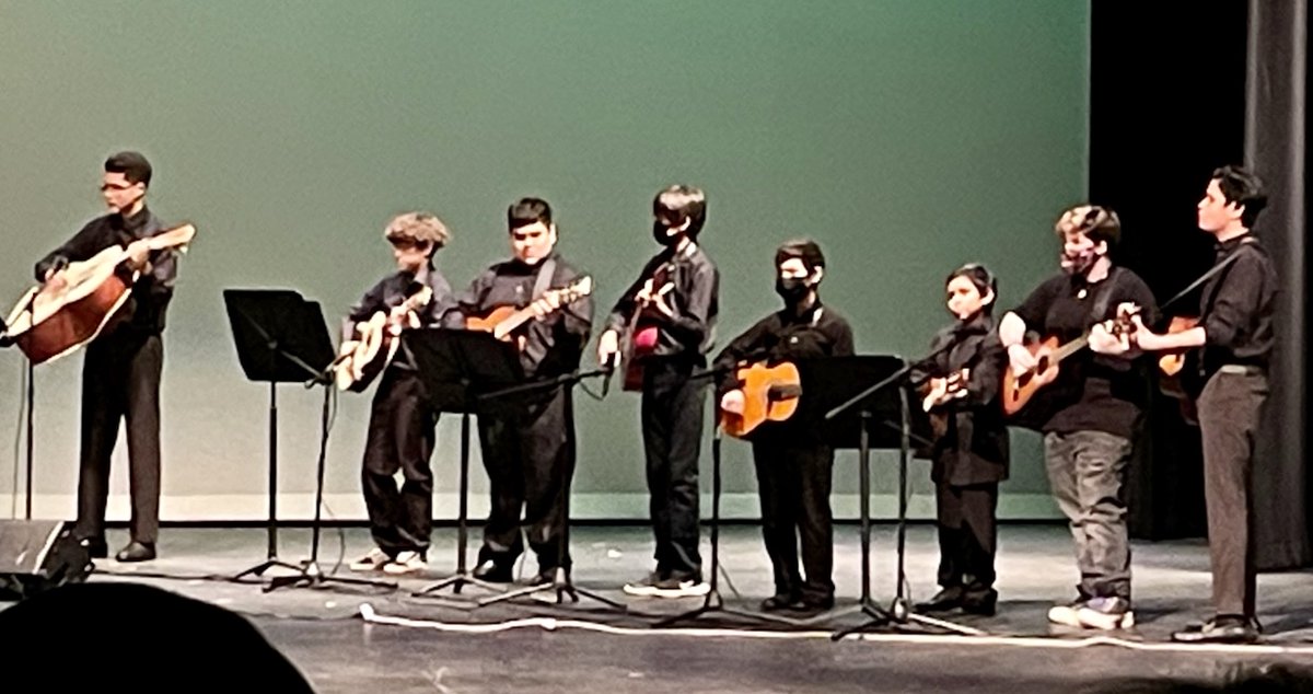 AJBriesemeister's tweet photo. 🎶What a wonderful performance by @AJBriesemeister Mariachi for their Winter Concert tonight! https://t.co/GPfe0ZuDmT