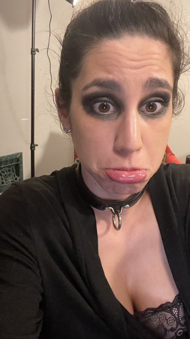 Airbnb internets: Down: 1.74 mbps Up: 1.26 mbps  That&rsquo;s after I reset the router. https://t.co/3uhJS<a href="/tag/mvsales"class="tags"><span>#mvsales</span></a>