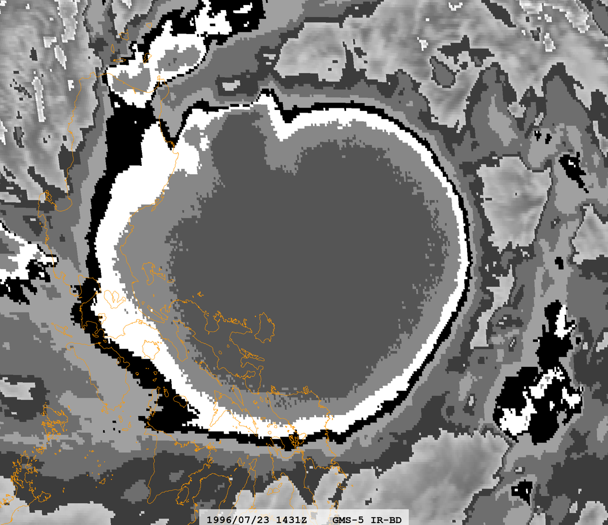 zeb199818's tweet photo. Typhoon #Gloria (1996) is a famous central cold cover (CCC) case and firstly mentioned in MWR paper.
ERA5 data shows #Gloria had suffered from easterly vertical wind shear.
#Kammuri and #Rai also suffered from easterly VWS.
It's interesting to do some composite research on CCC. https://t.co/8sj3dm5dwS