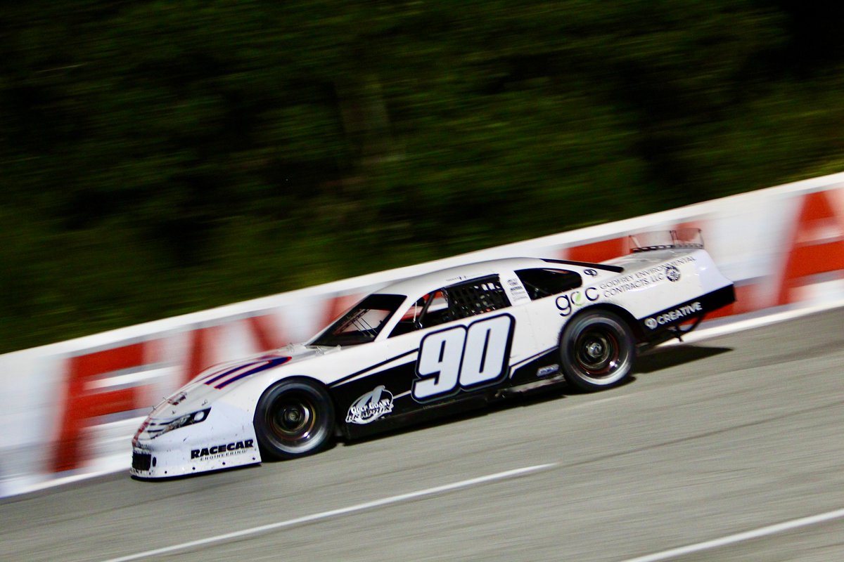 joshlunt_creative tweet media