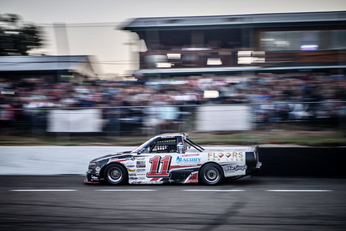 joshlunt_creative tweet media