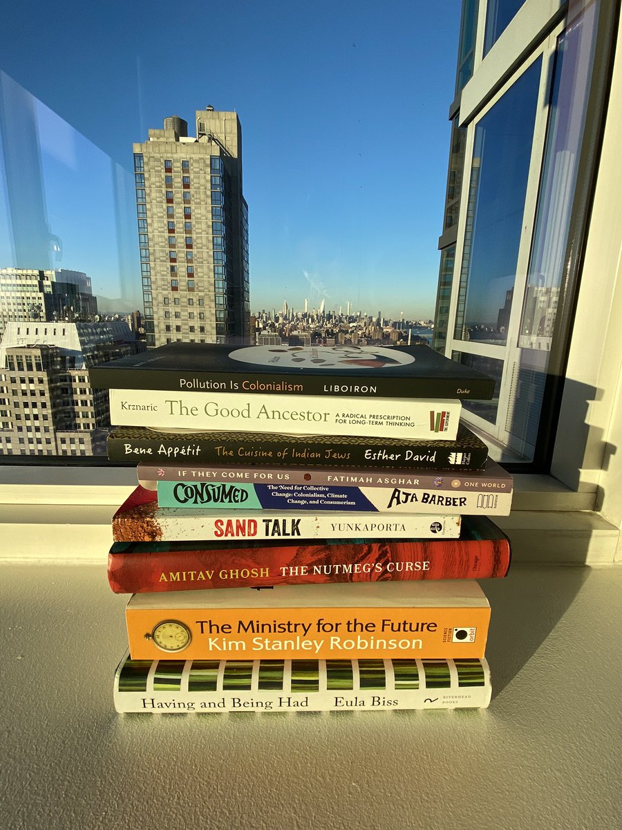 AlishaBhagat's tweet photo. It’s the time of year for reading. The current set of books I’m working through: https://t.co/SFK2qOE0b6