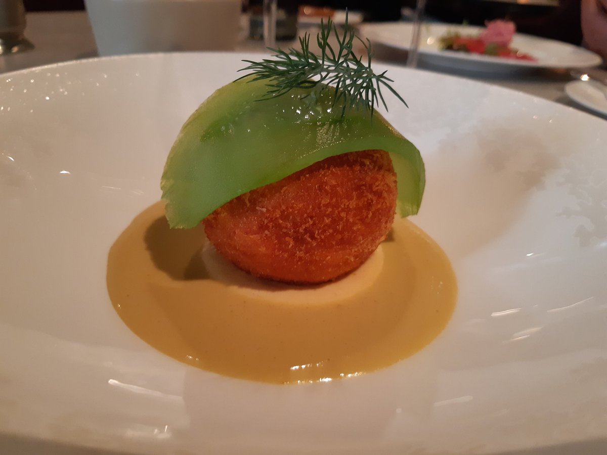 The MICHELIN Guide tweet media