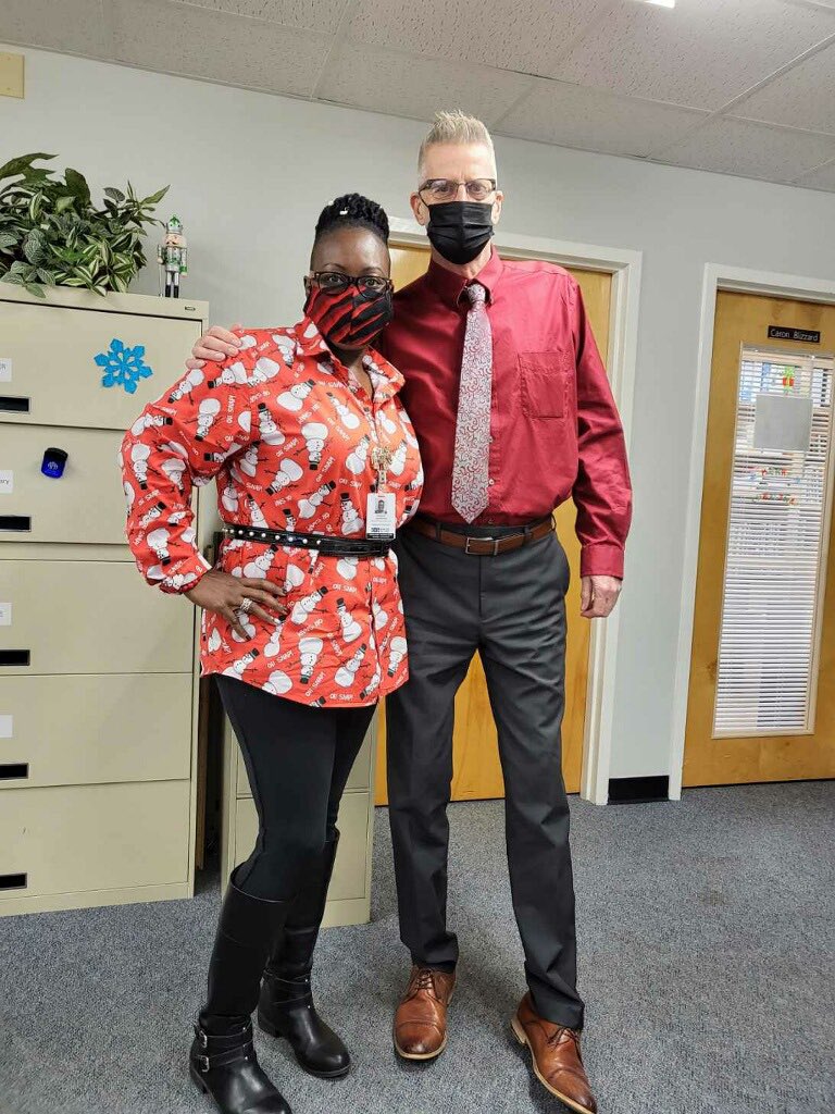 Merry Monday with <a href="/StudentAdvNNPS/">NNPS Student Advancement</a>