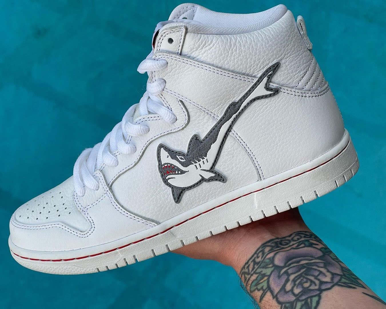 Nice Kicks auf X: „Oski x Nike SB Dunk High “Great White Shark 