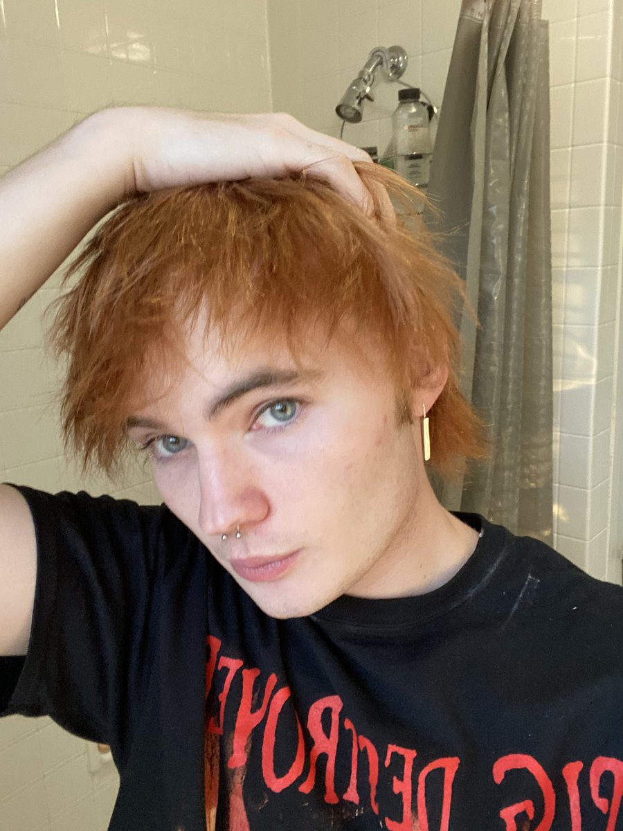 cyst0princess's tweet photo. bleached it https://t.co/xFyWfOXVeM