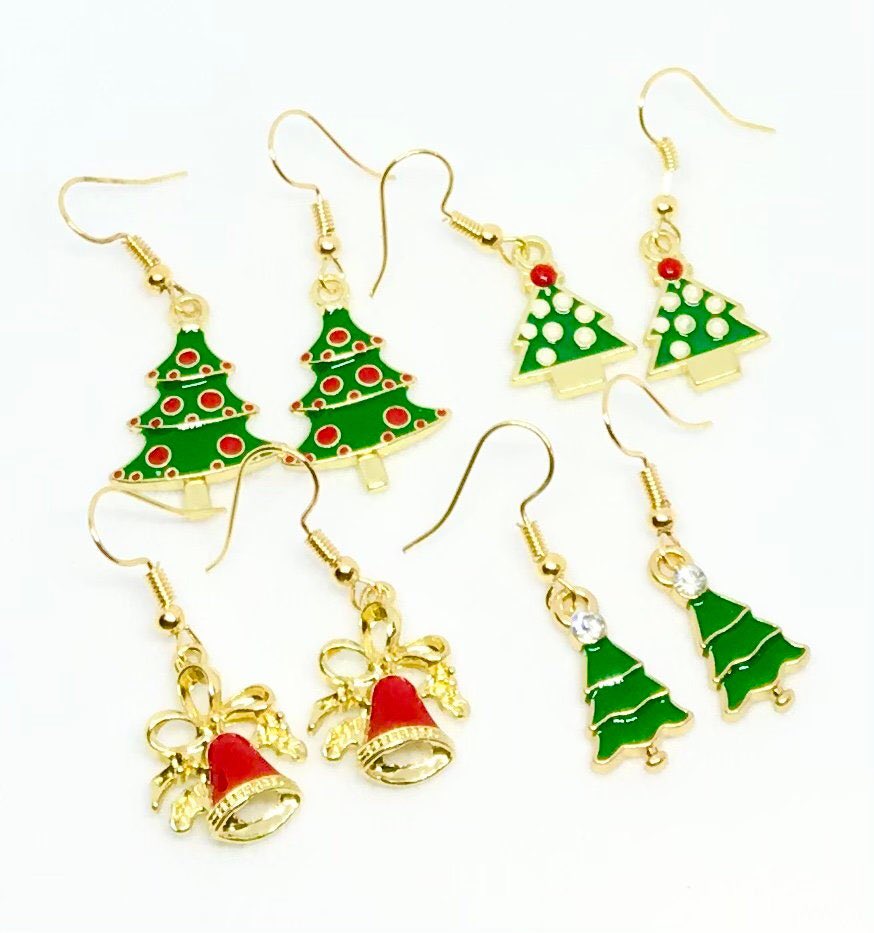 VBreeman's tweet photo. Excited to share this item from my #etsy shop: Christmas earrings, Christmas jewelry, gift for girls, gift for women, handcrafted jewelry https://t.co/7eGto0TgbB https://t.co/16YasME34k