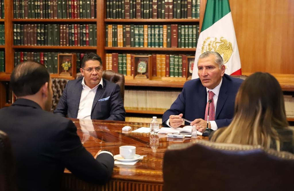 Fco. Cabeza de Vaca (@fgcabezadevaca) on Twitter photo Hoy estuve en la #CDMX en una reunión de trabajo con el titular de la <a href="/SEGOB_mx/">Gobernación</a>, <a href="/adan_augusto/">Adán Augusto López H</a>, el Presidente de <a href="/AccionNacional/">Acción Nacional</a>, <a href="/MarkoCortes/">Marko Cortés</a>, Gobernadores y liderazgos del #PAN, en la que hablamos de seguridad, salud, economía, energía, entre otros temas de interés nacional. Hoy estuve en la #CDMX en una reunión de trabajo con el titular de la <a href="/SEGOB_mx/">Gobernación</a>, <a href="/adan_augusto/">Adán Augusto López H</a>, el Presidente de <a href="/AccionNacional/">Acción Nacional</a>, <a href="/MarkoCortes/">Marko Cortés</a>, Gobernadores y liderazgos del #PAN, en la que hablamos de seguridad, salud, economía, energía, entre otros temas de interés nacional.