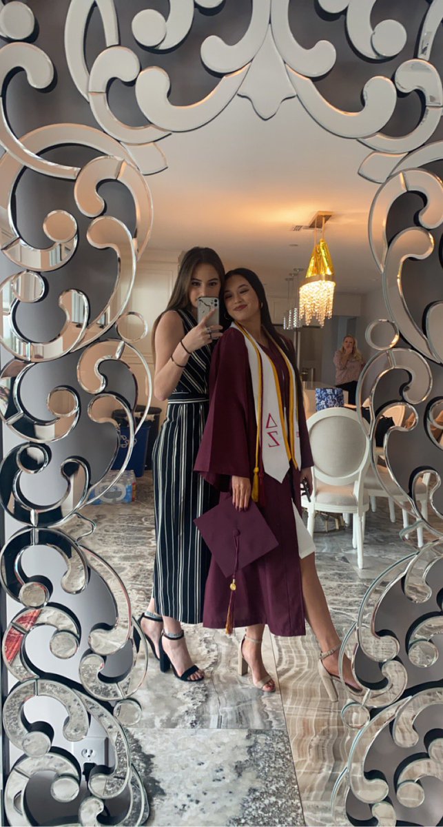 kalejuicee's tweet photo. My sister do be graduating #ASUgrad https://t.co/pJJOGVCZqH