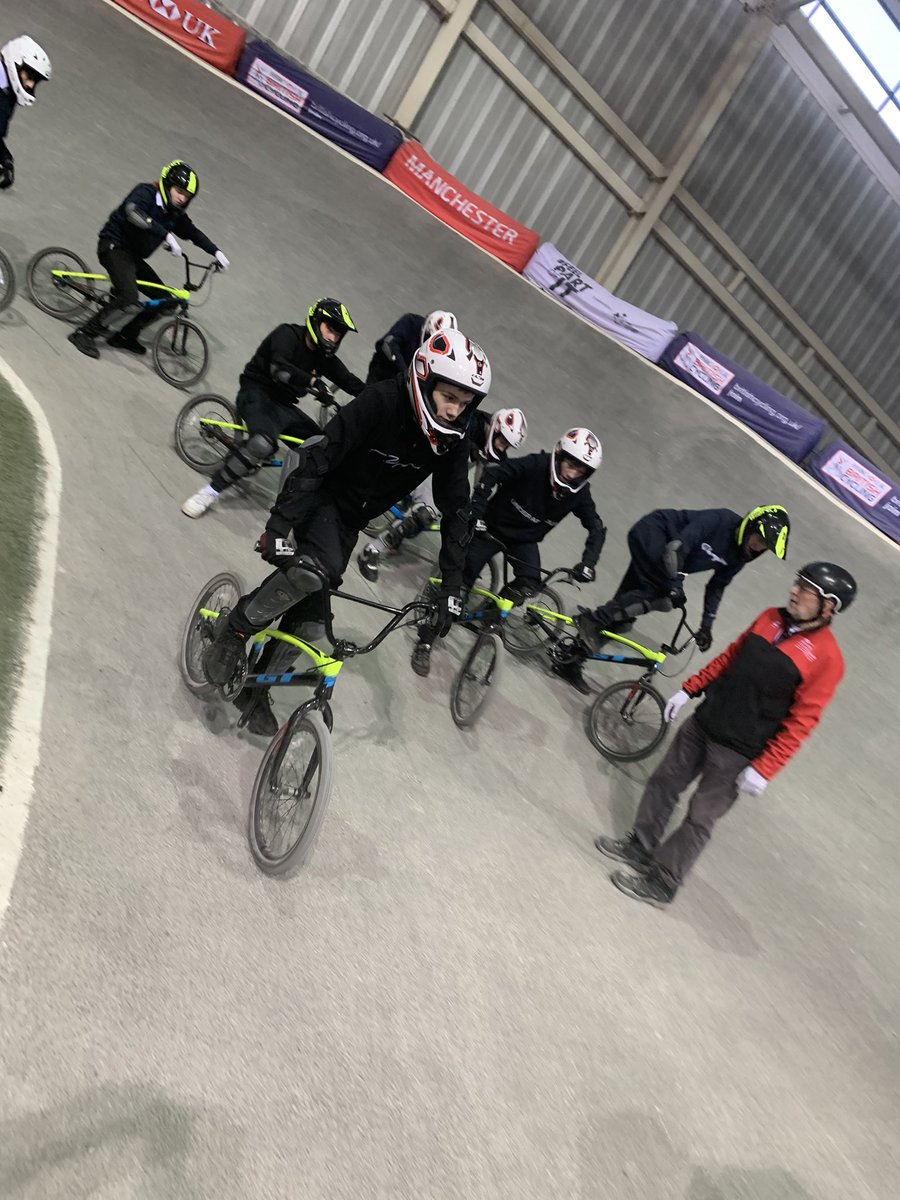 bobbyk1708's tweet photo. Y11s rewards trip to Manchester Velodrome to try their hands at BMX (and feet!). The energy displayed never ceases to amaze me. Good day had by all @Head_TheHeights @TheHeights_PC https://t.co/6FCQuGHQNI