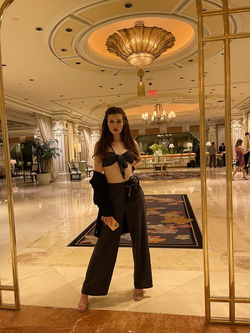 How&rsquo;s it going friends?! Hope everyone&rsquo;s doing wonderful https://t.co/MWot4jcFa4<a href="/tag/transisbeautiful"class="tags"><span>#transisbeautiful</span></a>