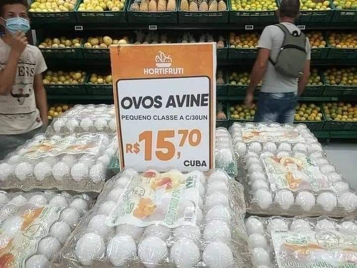 Elijah03351722's tweet photo. Hola mis cubanos, se que por culpa del bloqueo no hay casi nada en cuba pero si desean comprar frijol de cuba aquí en Costa Rica y en Ecuador hay todo el que quieran a 1.25USD. También si quieren jamón, pelly, langosta, camarones, carne de res, havana club, mermeladas conchita, https://t.co/DSCkMnI3ZD
