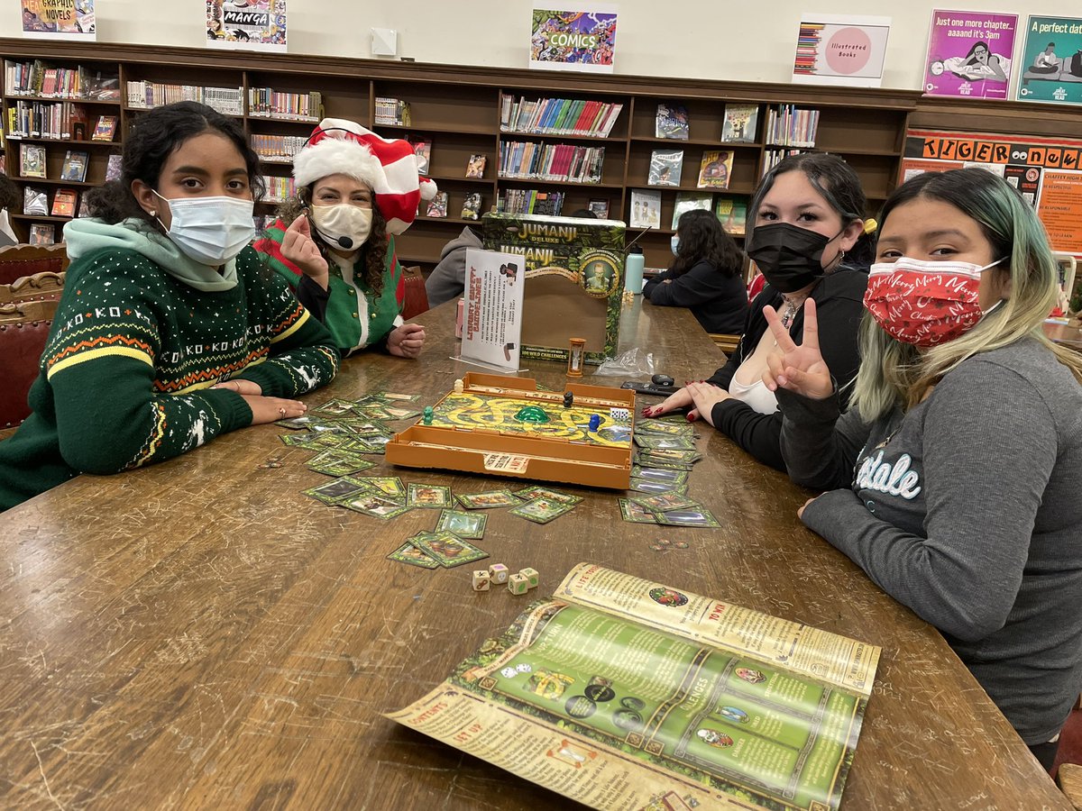 ChaffeyLibrary's tweet image. De-Stress December has been GREAT! Tigers we are sending you the best vibes this final week! Stop by the library to catch a breath. You’ve got this! Thank you @mohighlibrary @colonylibrary @ontario_library for the collaboration!