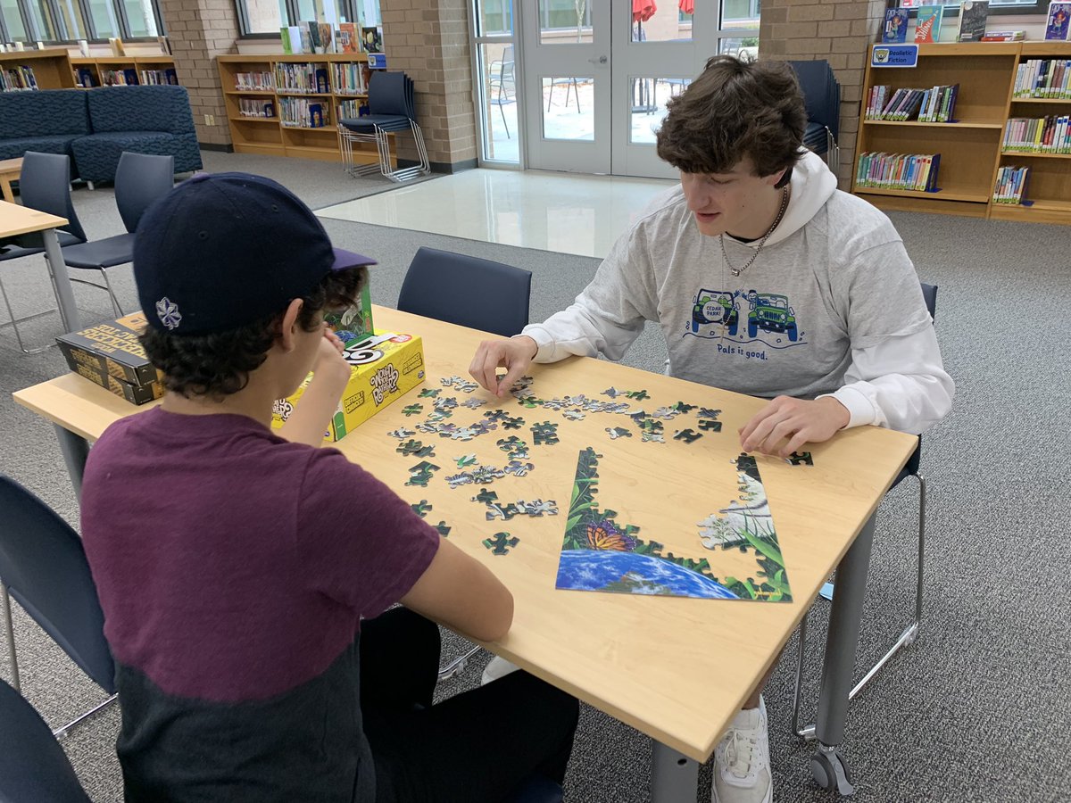 CedarParkPALS's tweet photo. Every week PALS are mentoring &amp; connecting with kids at our feeder schools to make a positive difference in their lives! SO proud of them for their commitment to serve as role models &amp; difference makers, awesome semester getting back to work! https://t.co/GpD5QiqXGW
