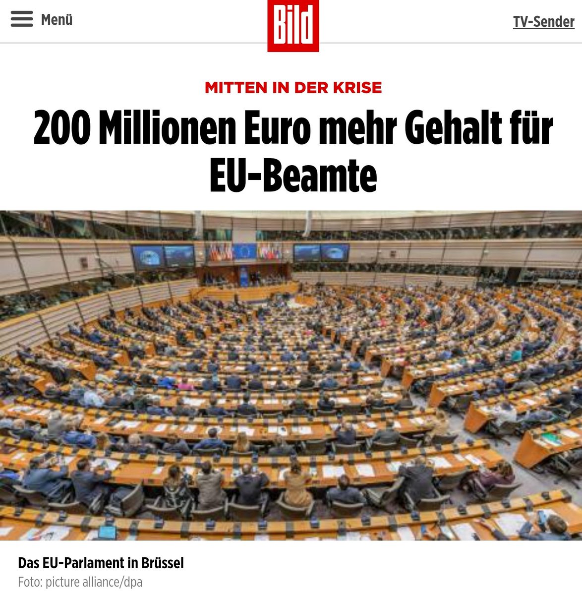 Slawomir_Ozdyk's tweet photo. "W ŚRODKU KRYZYSU - 200 mln EUR więcej na wynagrodzenia dla urzędników UE"!!!

👇 https://t.co/VjuxHJL4hM