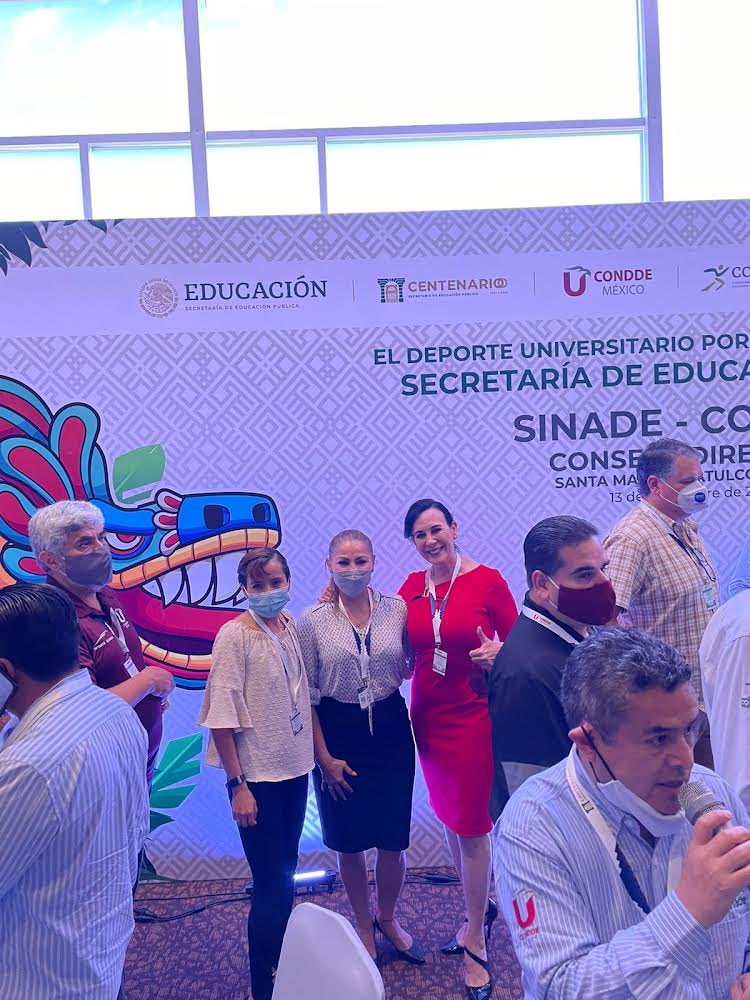 Lira_Yadira's tweet image. Asistí a la sesión plenaria del #SINADE con dirigentes deportivos de todo el país, en la cual abordamos temas como la presentación de los nuevos integrantes del Consejo Directivo, sedes de cara al 2022, así como la importancia del deporte universitario, entre otras cosas.