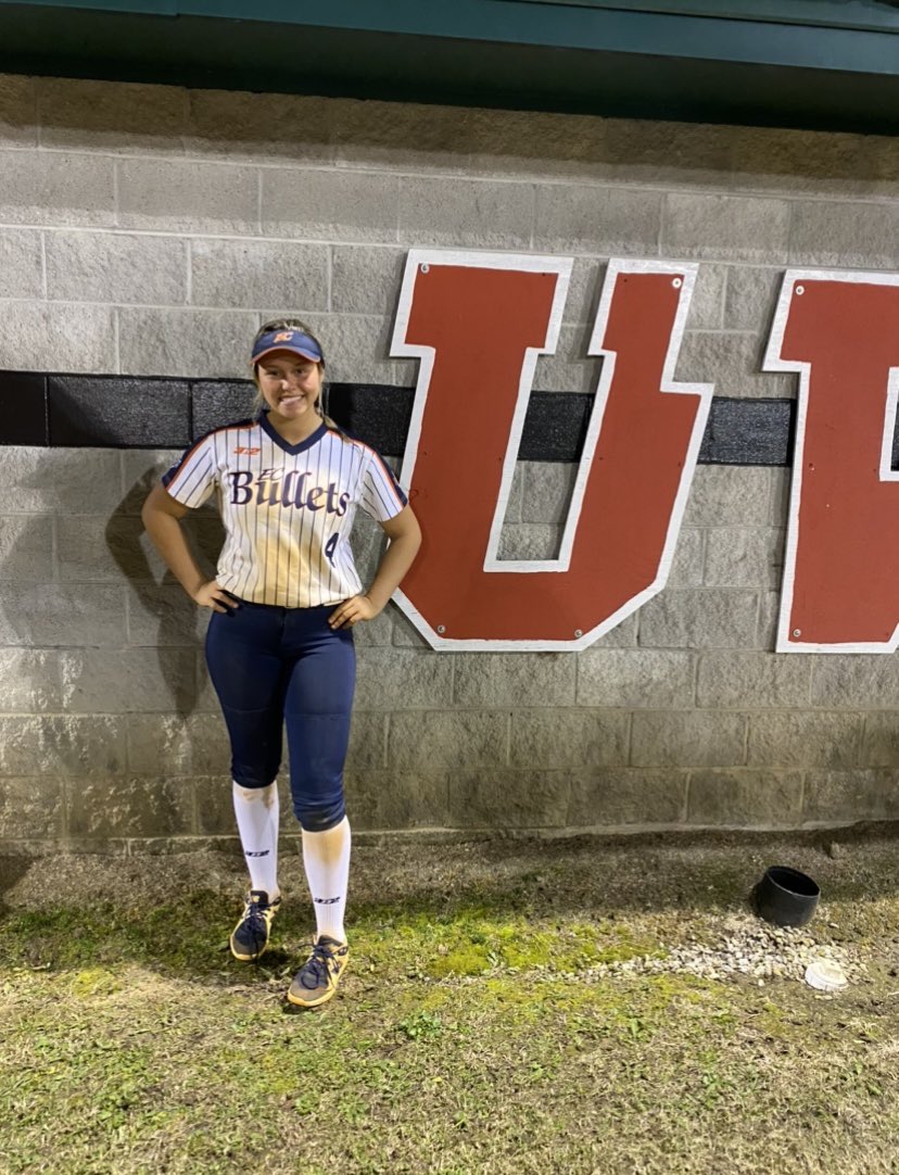 Bellaoconnor43's tweet photo. Thank you to Coach DeFeo and team for an amazing experience at the UWA camp! @defo25 @UWA_Softball @ecbstephens https://t.co/pcV5XvVmPy