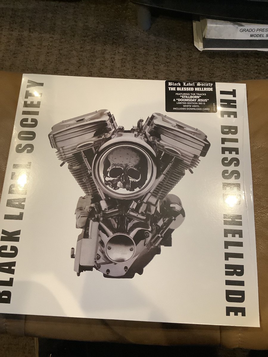 clanceman65's tweet photo. Yo @BerserkerBill ….I have finally been Blessed …after this #vinylrecord went on a shipping Hellride 😝
All good 👍
#DoomInc will get here when it feels like getting here 🤷🏻
Maybe not til “Doomsday” ,,,oh well, I ❤️ the mighty #BLS AND #ZakkWylde & y’all ✌️ 🎶 #heavymetal https://t.co/ino5l7GOic
