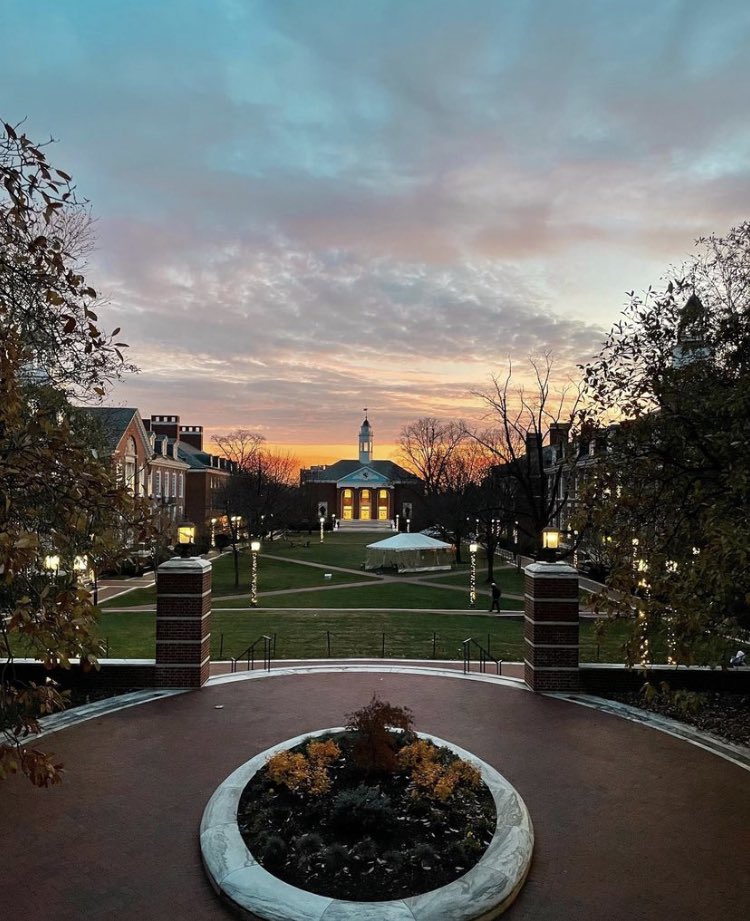 Johns Hopkins Water Polo Fans (@jhupolofans) on Twitter photo 