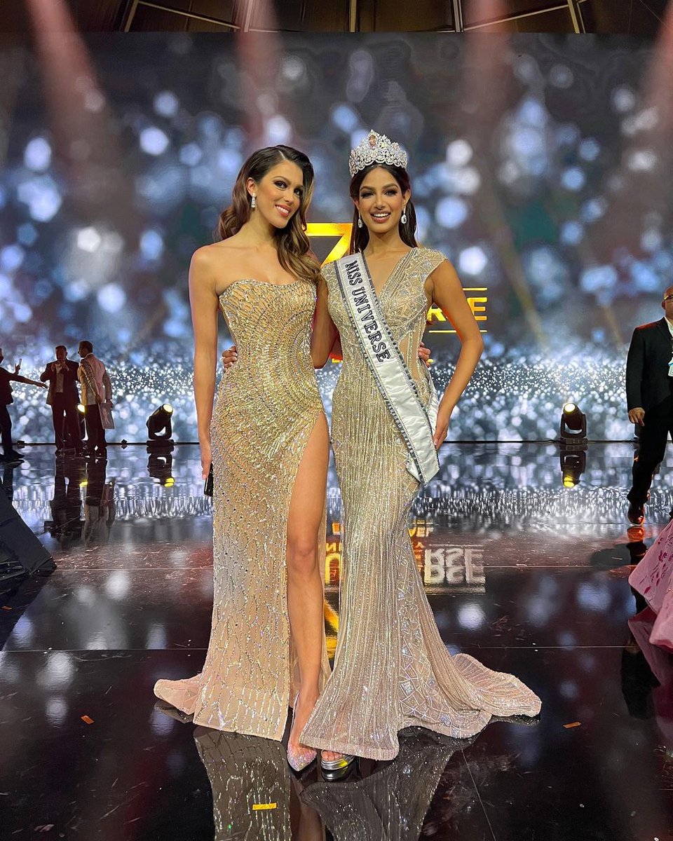 Support Iris Mittenaere tweet media