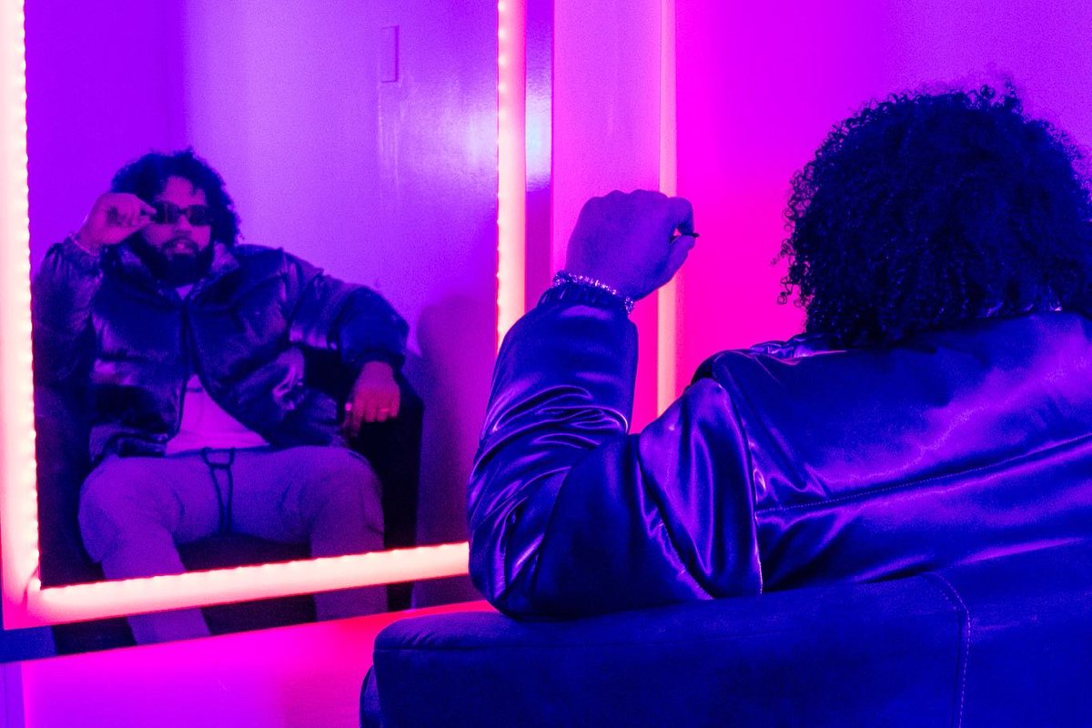 Kennif_Kennif's tweet photo. Big Blues video shoot 💵 https://t.co/4195scCDG5