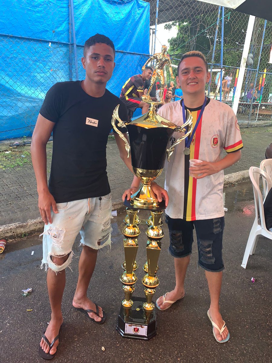 clube_furia's tweet photo. Japeri tem o novo Dono - FÚRIA FC 🇧🇪🏆🖤💛❤️ - 
CAMPEÃO DA COPA DOS CAMPEÕES 🏆🖤💛❤️🇧🇪

Que momento Feliz estamos vivendo...🏆

Agradecer a todos torcedores , jogadores e diretores que deram sua vida por esse jogooo , vcs estao marcados na historia 🖤💛❤️🇧🇪🏆 https://t.co/Xt0lQsKoXs