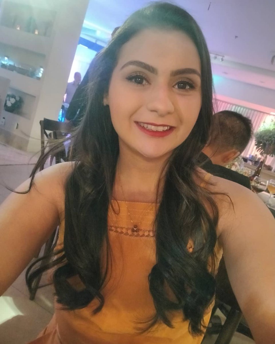 jessicamaraac's tweet photo. ✨💛
#blessed #lastfridaynight #Thankful https://t.co/hf6eCzkFu9