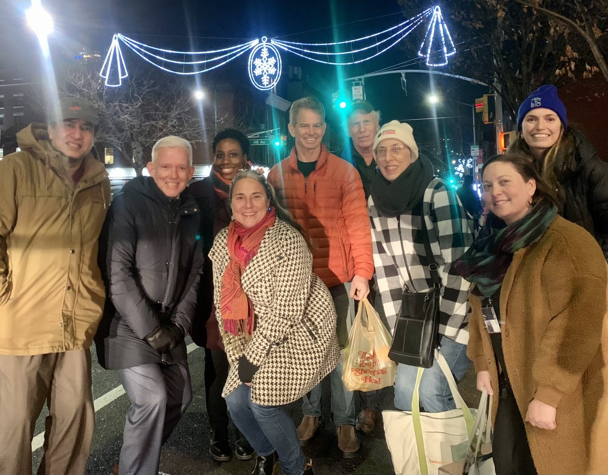 JimmyVanBramer's tweet photo. Joined @S_Lewandowski, @LICPartnership among many others for a holiday celebration in #LIC tonight. The children singing at this event is always a special moment for us all. https://t.co/gbcc7AFlMc