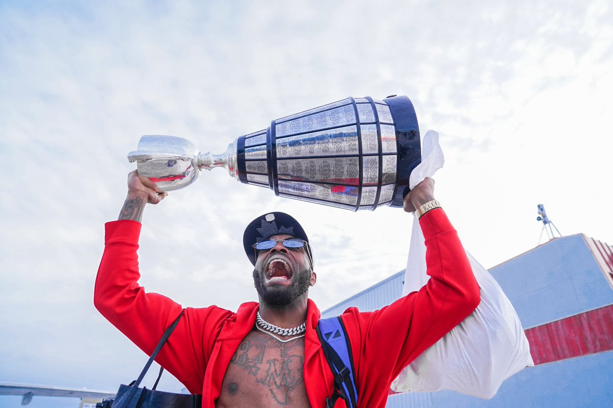 Defended the Cup. #ForTheW