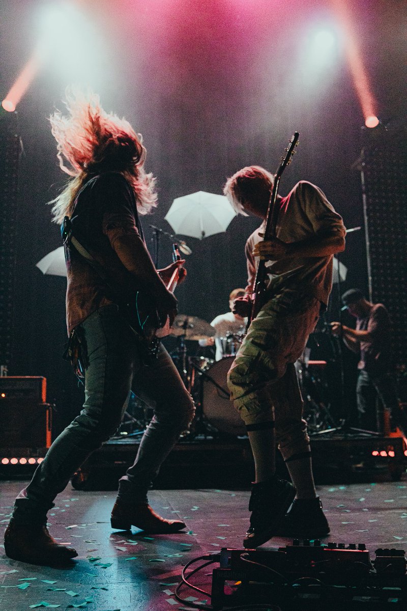 Here is a never before seen photo from <a href="/Badflower/">Badflower</a>'s staggering performance at <a href="/FondaTheatre/">The Fonda Theatre</a> this past October! Visit the link below for the full gallery!

entrancedmedia.com/blog/badflower

📷 - <a href="/BrynnEvida/">Brynn Evida (she/her)</a>