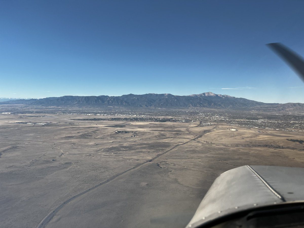 firemarcial's tweet photo. First flight as a Private Pilot!! #pilotlife #piper #ColoradoSprings https://t.co/OrGUPQRiU4