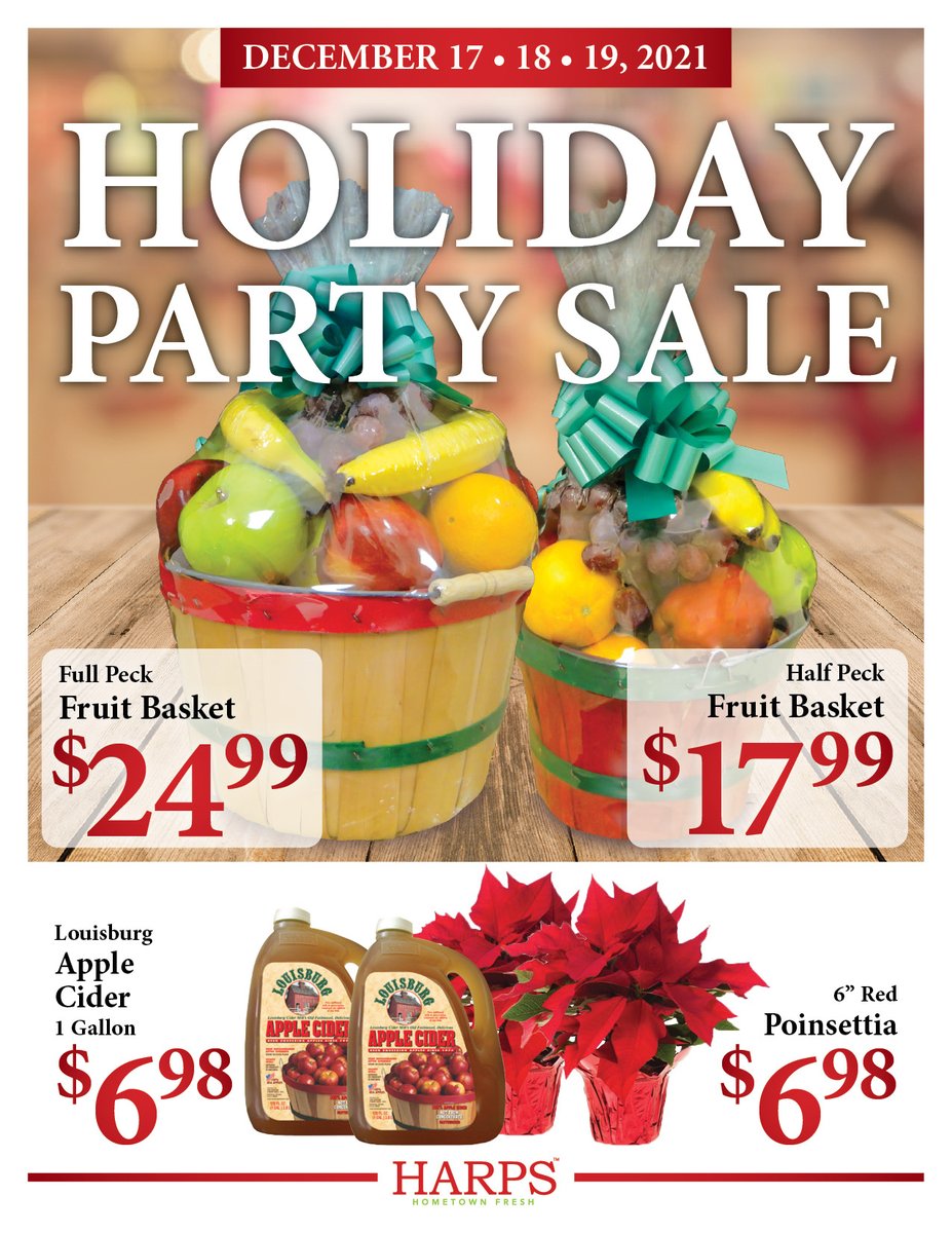 HarpsFoodStores's tweet image. HOLIDAY SALE 🎄 Dec. 17-19, 2021
Fruit baskets are the perfect fresh gift for any occasion! 🍎🍌 We also have delicious apple cider, poinsettias & more - everything you need for the holiday season. 😊🎁 #HometownFresh