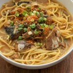 まるでラーメンのような仕上がりに？!サバ缶とパスタを掛け合わせた、とっても美味しそうな料理のレシピ!