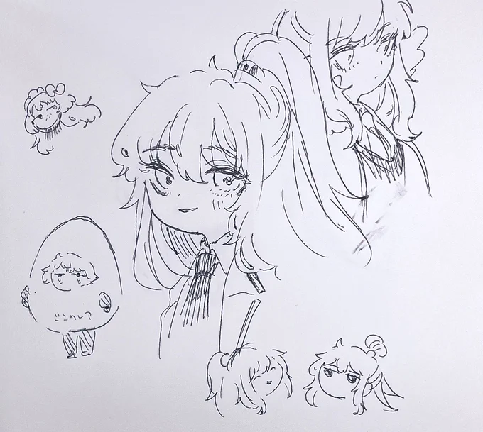 ボールペンで落書き💥 