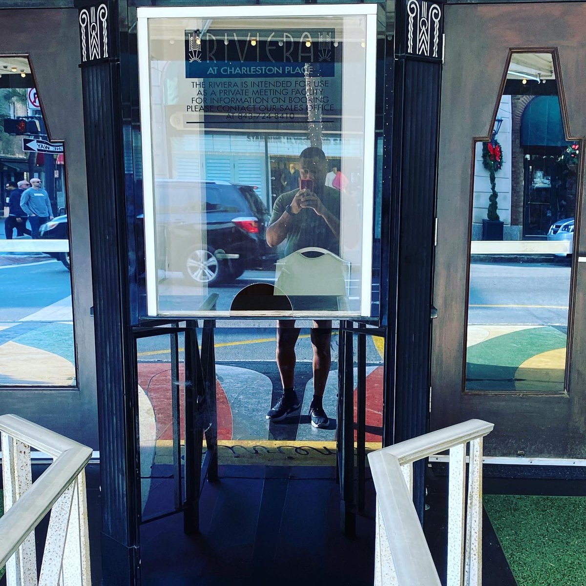 CDSXCalibur's tweet photo. I'm out here trying to make a way. I'm not lazy. But I don't want to work a 8-6 anymore in a negative #Environment ๐คท๐พโโ๏ธ๐ฃ๐ข๐ง๐ I wanna travel, meet people, and earn money
#GaryVee #DailyVee #WeeklyVee #affirmation #25DaysOfChristmas #AbundanceForAll #Accountability https://t.co/AEYuuoPZfD