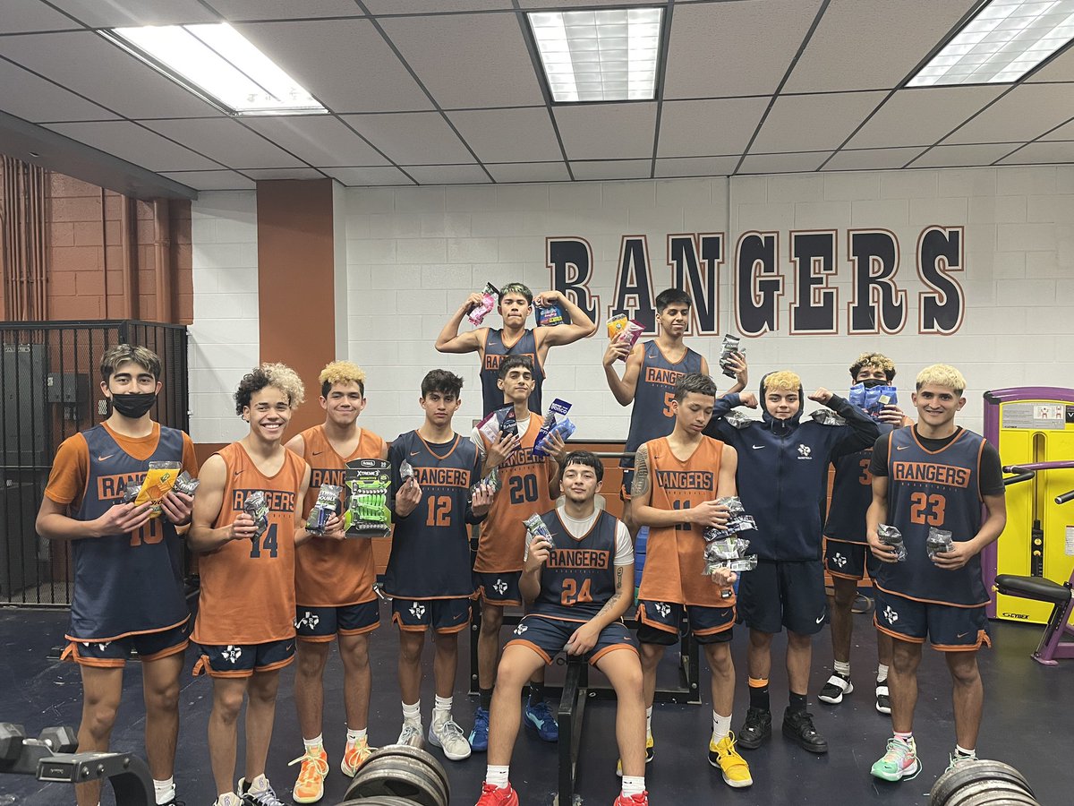 RangerBBall's tweet photo. There is no feeling like that of helping others in need. Our boys gladly participating in the Adopted Assisted Living Facility Community Service Project by donating lots of razors 🪒. #riverside4ever https://t.co/fKhwgk2V9u