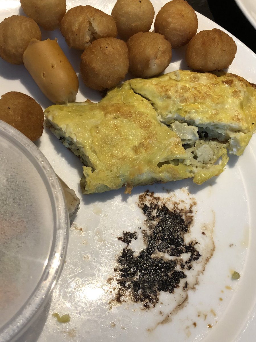 #QuarantineLife when the hotel Chef giving you a good laugh #burned #omelette #epic #4starshotel #goodlaugh