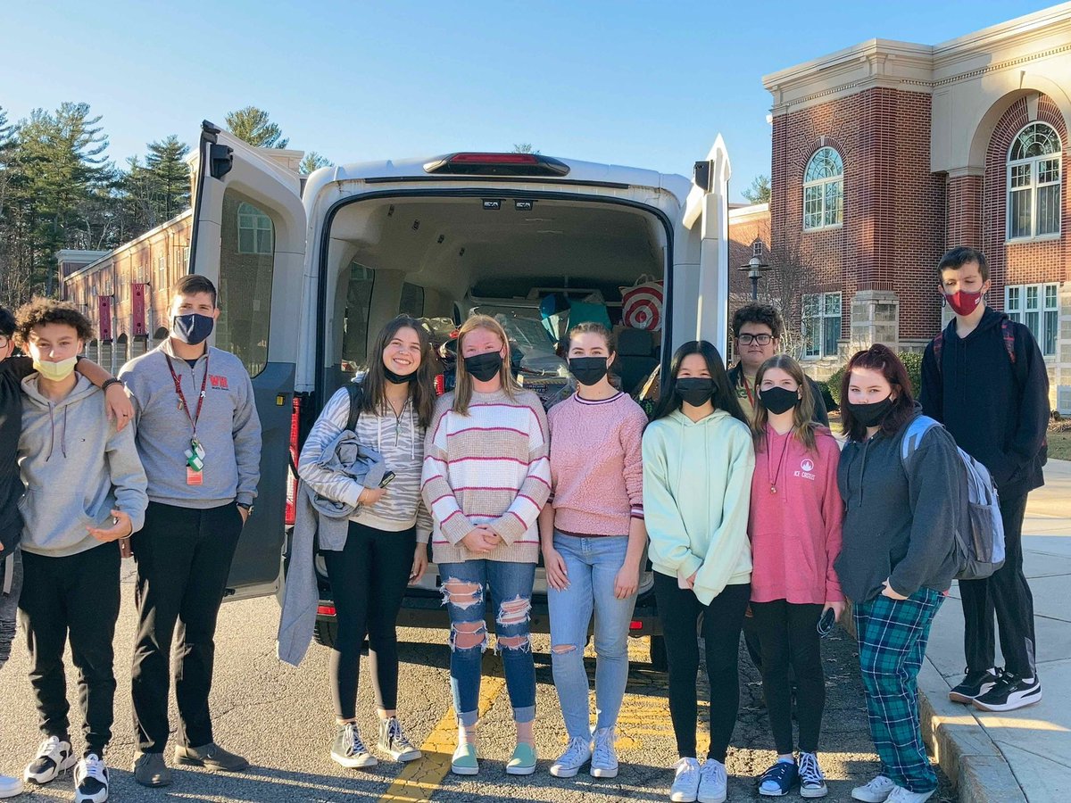 WH_Edkin's tweet image. Great job @KeyClubWH &amp;amp; @nhs_wh for an awesome showing of love &amp;amp; kindness this season! Panthers “adopted” 114 kids this year (our most ever)! Hard to tell but they filled this entire van with presents! All the #whpantherpride for &amp;amp; thanks to those who helped make this so special!