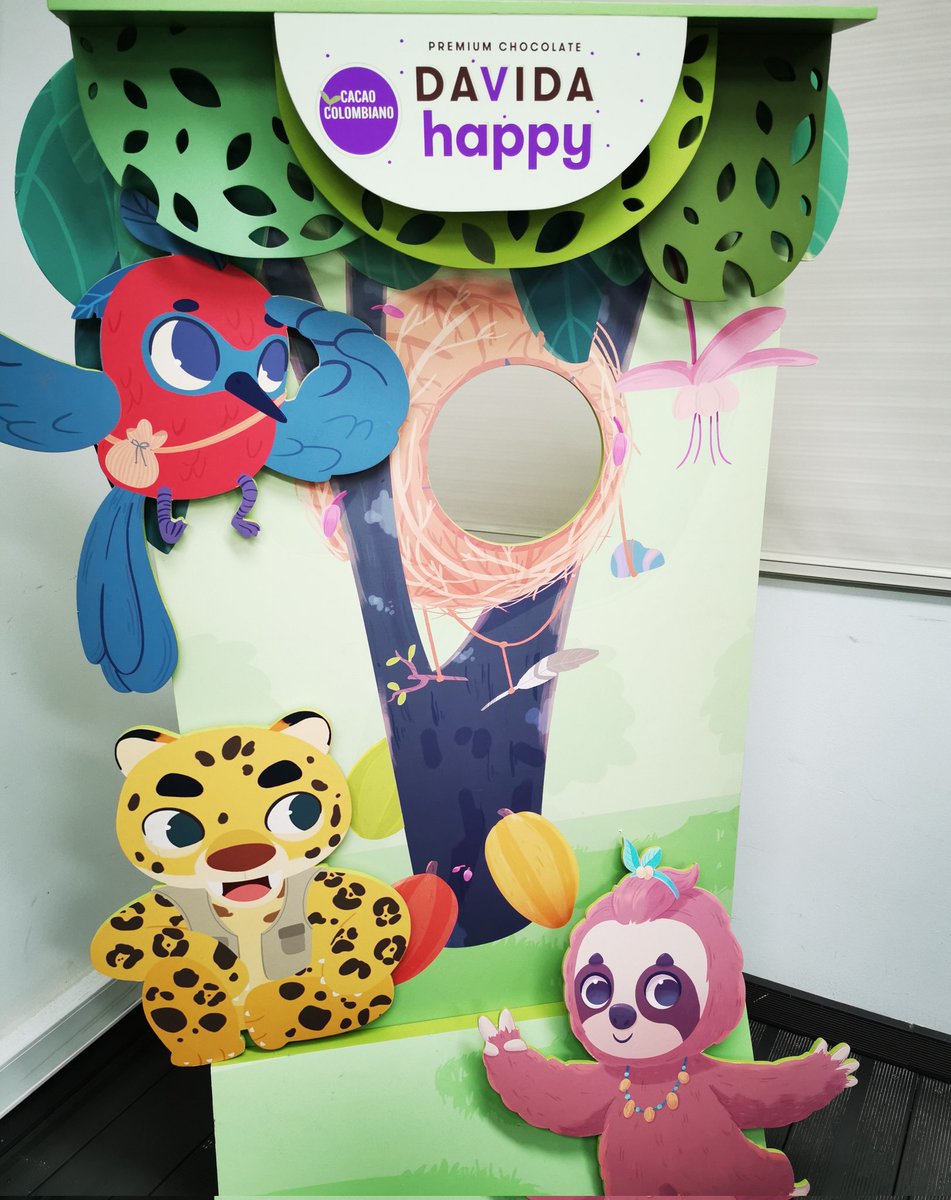 Hoy el equipo de la oficina regional de <a href="/PROCOLOMBIACO/">PROCOLOMBIA</a> en #Santander visitó la planta de #ChocolateGironés, empresa que transforma el cacao fino y de aroma de la región. Revisamos sus procesos, portafolio y plan de internacionalización para el 2022. <a href="/JulianaVillegas/">Juliana Villegas</a> <a href="/andrescrtg/">Andres Castellanos R.</a>