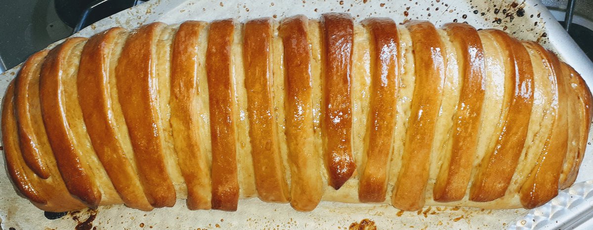 hidalgon's tweet photo. @YobaniQuintero Hoy hice mi primer pan de jamón de esta temporada. Ya tengo varios encargos de mis panas en Chile. 🇨🇱🇻🇪 https://t.co/D4WnsNa6ga