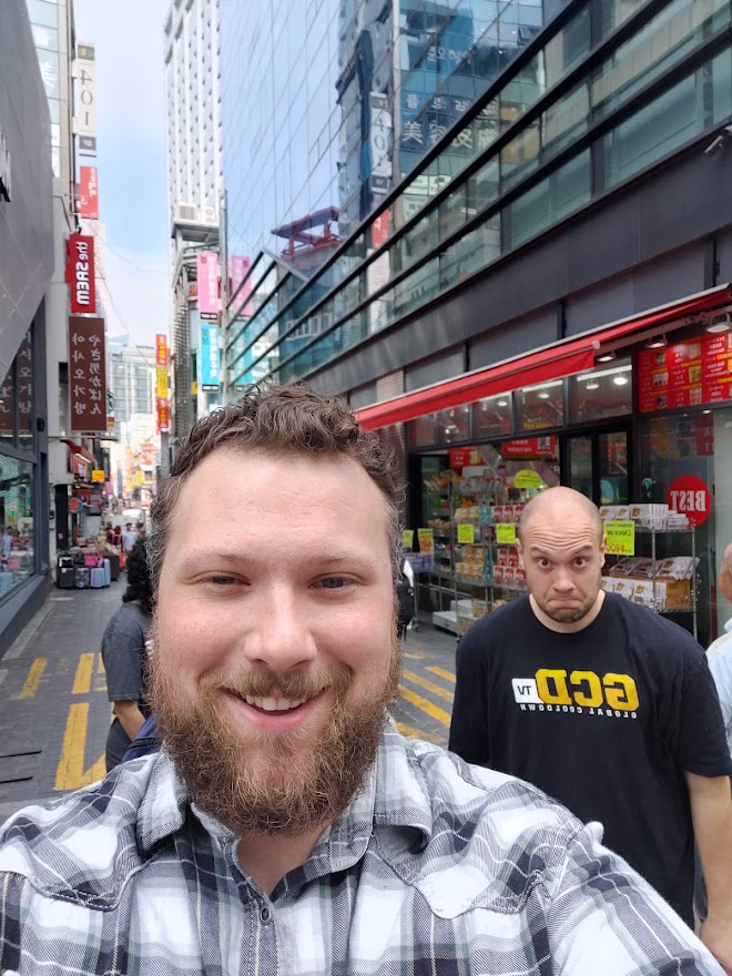 Throwback to that one time I went to Korea with some friends. <a href="/Supatease/">Supatease 💪</a> repping <a href="/GCDTV/">GCDTV</a> around the globe