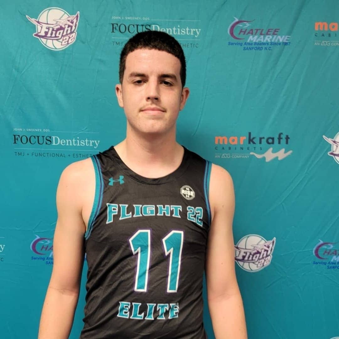 Flight22bball's tweet photo. St Andrews University now expressing interest in Flight 22 Prep @Matt_Locklear11 and @NygieStroman after yesterday's performance. #buildyours https://t.co/QmFKlD3TG1