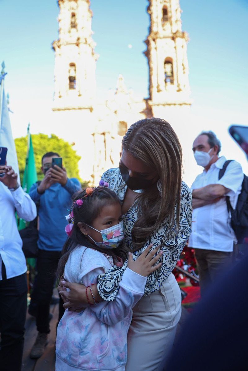 Como parte del Plan de Apoyo para Guerrero que instruyó nuestro presidente <a href="/lopezobrador_/">Andrés Manuel</a>, este día, nuestro aliado <a href="/TorrucoTurismo/">MiguelTorrucoMarqués</a> renovó el nombramiento de Taxco como Pueblo Mágico y anunciamos el regreso del espectáculo de ciclismo #DownHill luego de 3 años de ausencia.