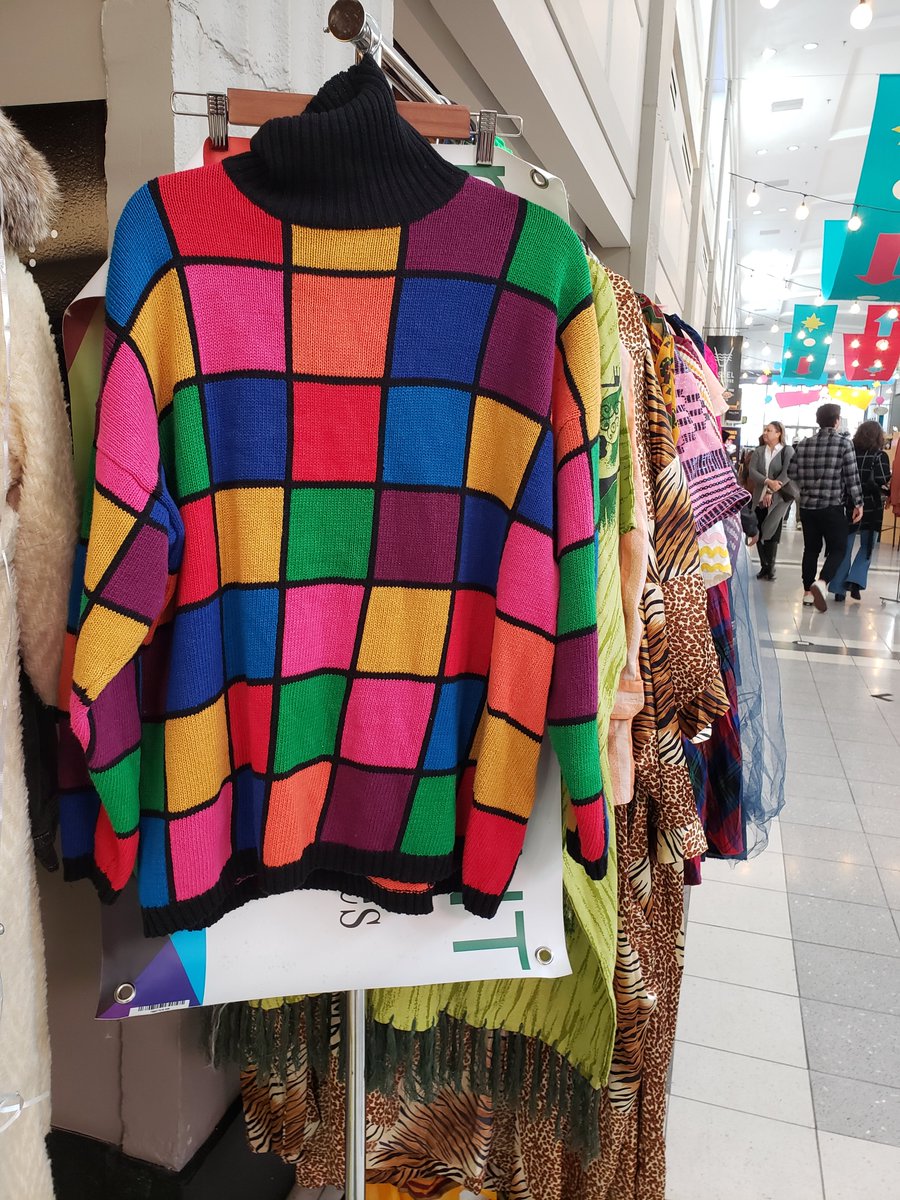 MadisonGhent's tweet photo. So much fun at our pop-up at @seldenmarket 's "Vintage Sunday" yesterday, and this beauty found a new home #madisonghent #happycustomer #fxbgisopen #seldenmarket #vistnorfolkva #vintageclothes #fxbgedt #fashionista #vintageshop #rvastyle https://t.co/gFJW8JcBMS