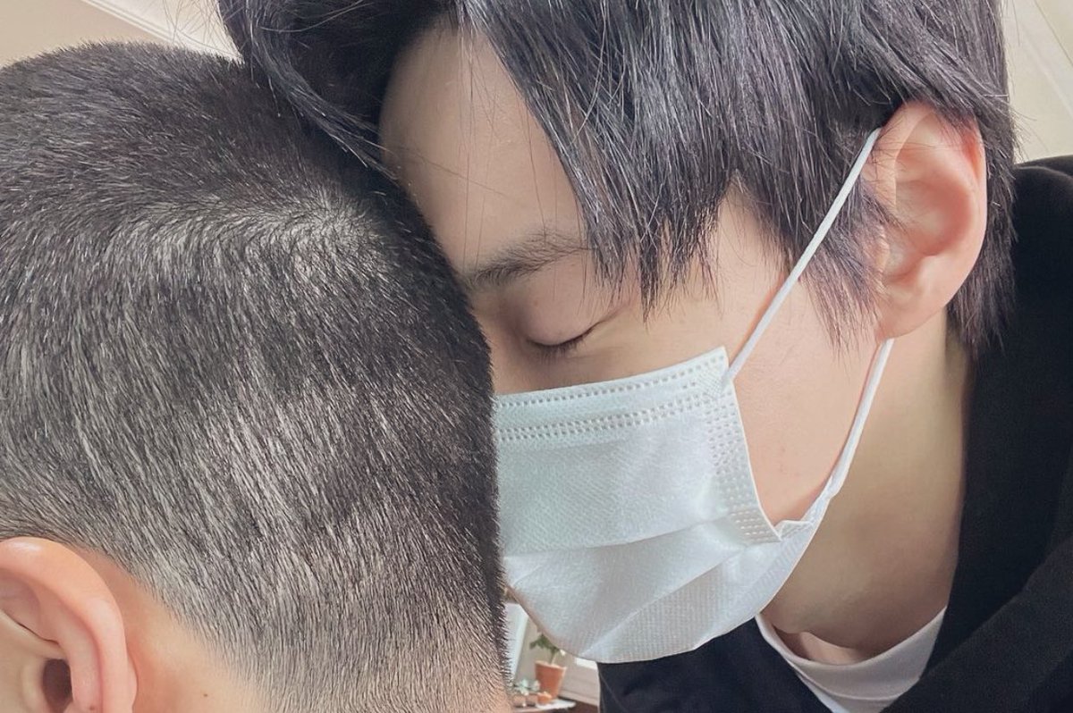 hermanleeee's tweet image. you know he’s gonna miss hyung huhu T.T